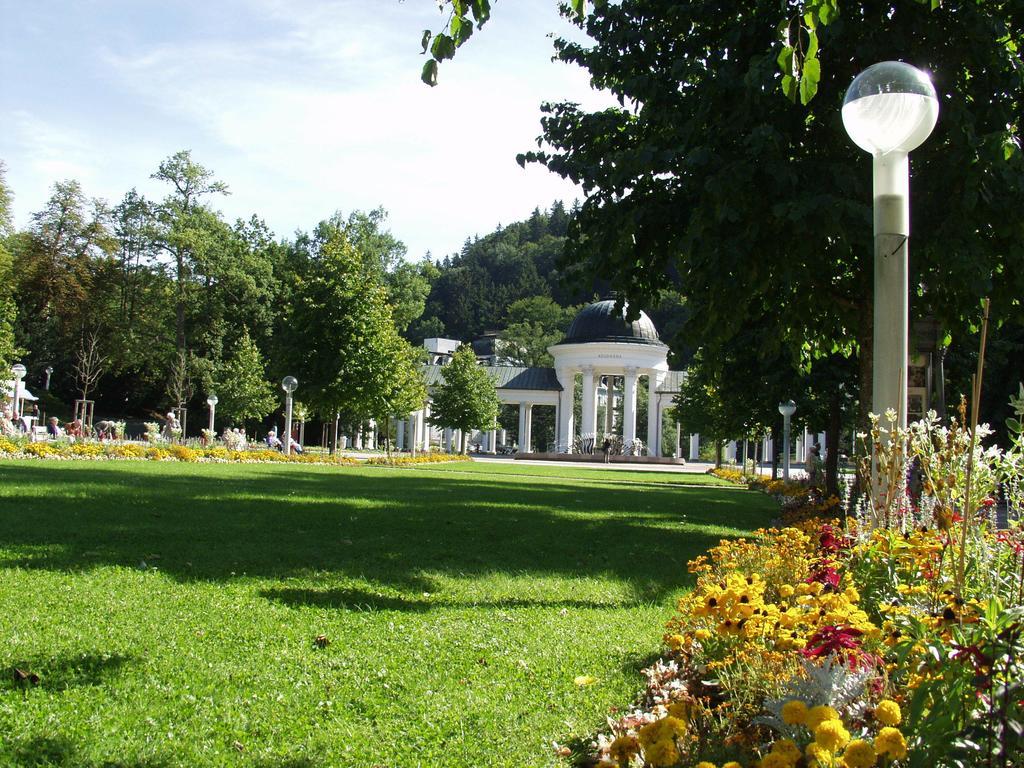 Apartma La Provence Mariánské Lázně Exterior foto